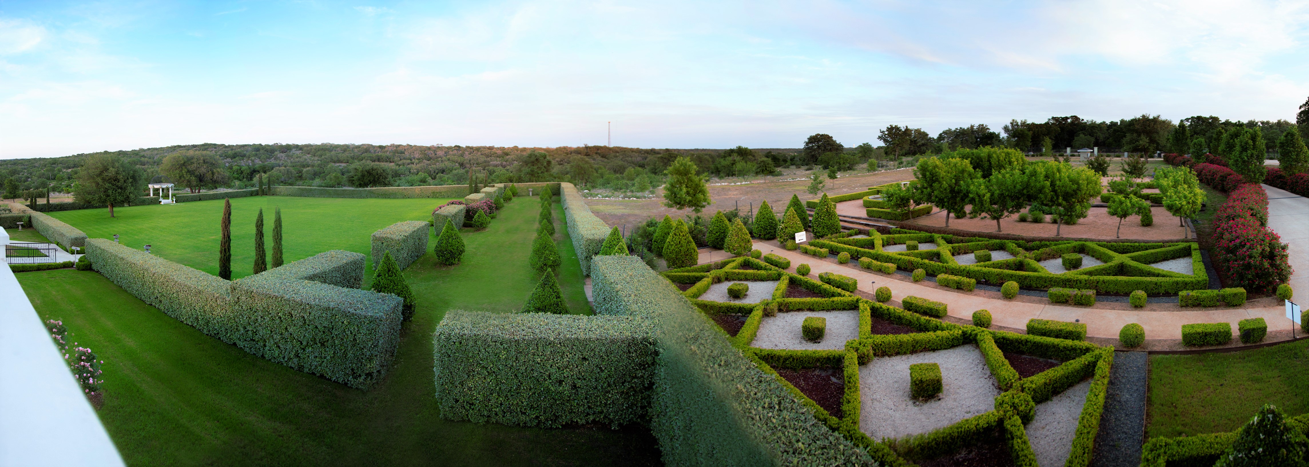 Garden Of Cranesbury View Fasci Garden
