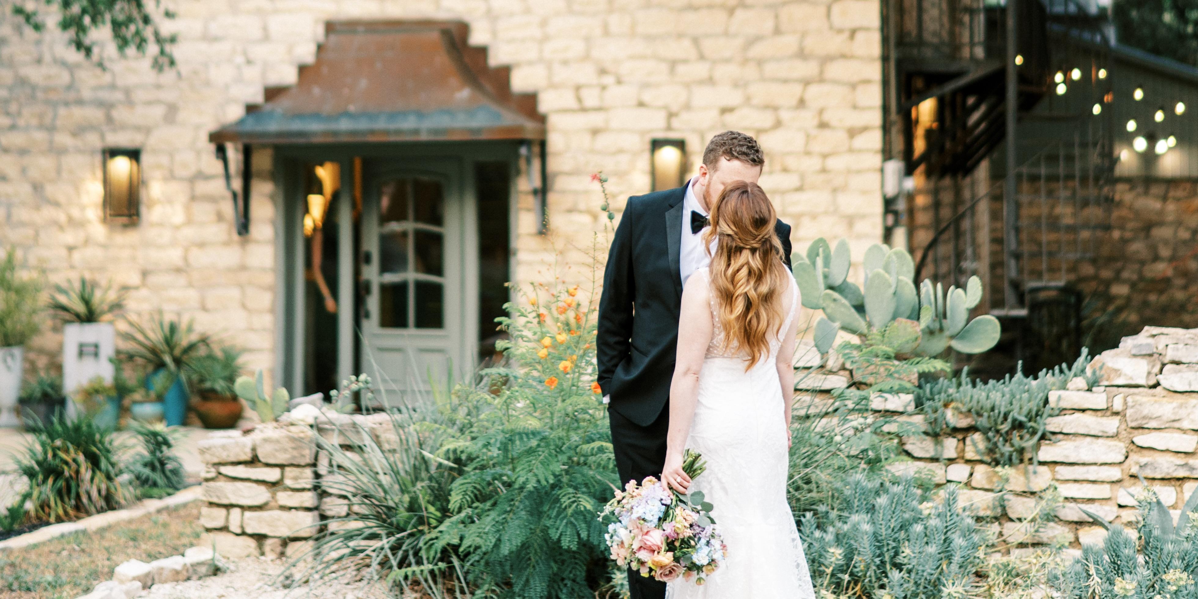 Stonehouse Villa weddings in Driftwood TX