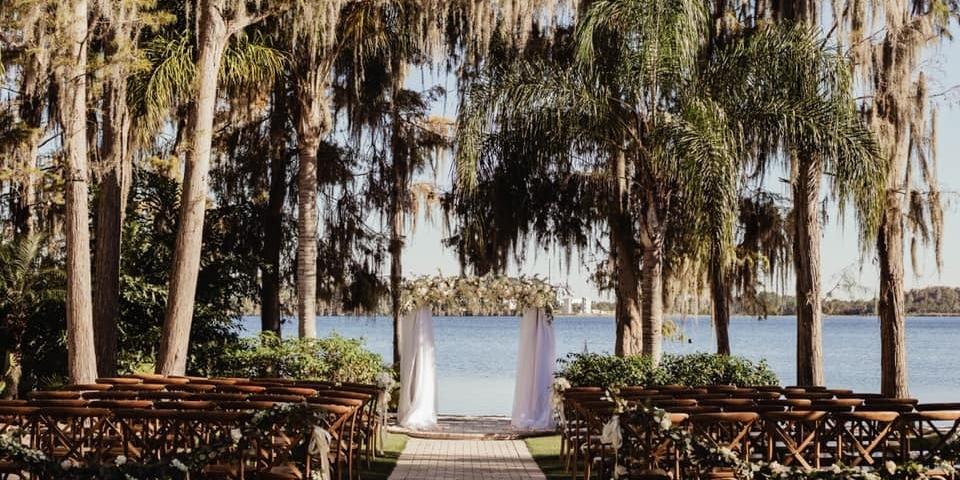 Paradise Cove Orlando weddings in Orlando FL