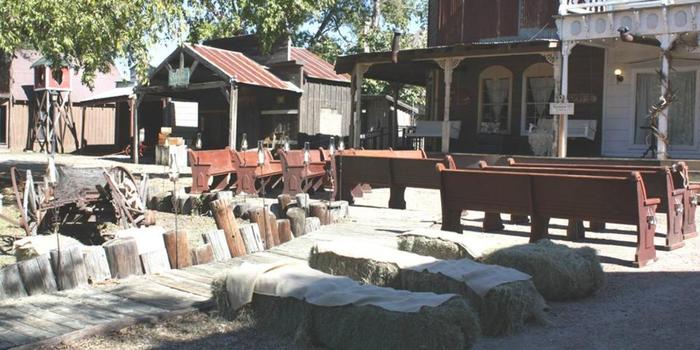 Storybook Ranch Weddings | Get Prices for Wedding Venues in TX