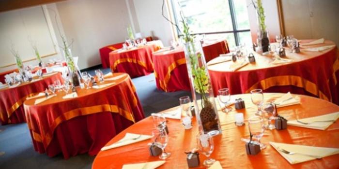 Edmonds Plaza Room Weddings | Get Prices for Wedding Venues in WA