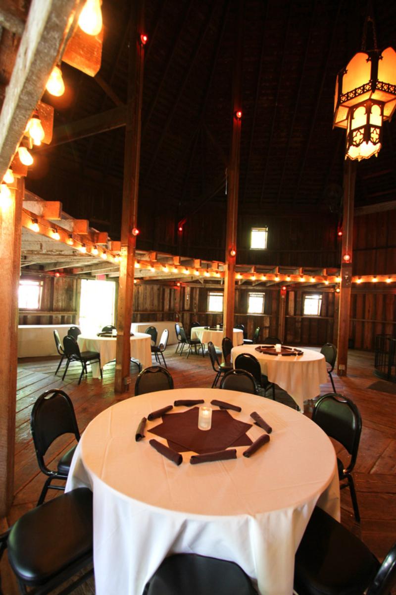 McMenamins Cornelius Pass Roadhouse Weddings | Get Prices for Wedding