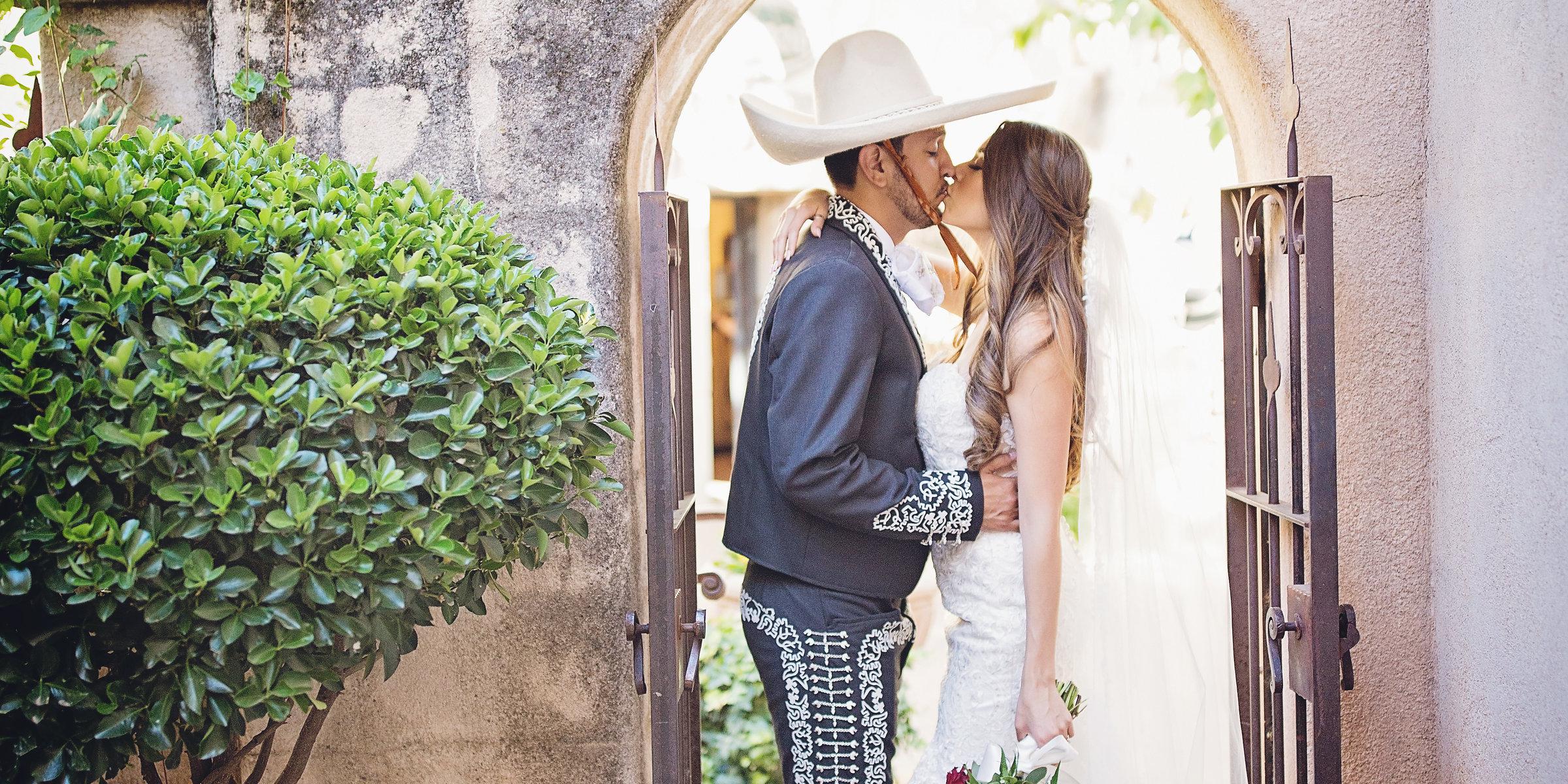 Tlaquepaque weddings in Sedona AZ