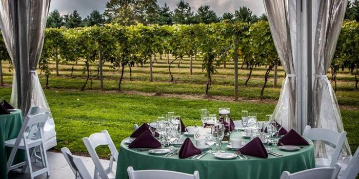 Crossing Vineyards Winery Weddings Get Prices For Wedding Venues Price This Venue