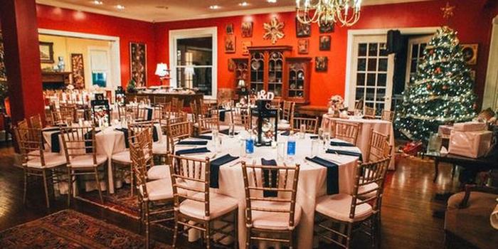 The Courtyard At Lake Lucerne Weddings Get Prices For Wedding Price This Venue To Get Your Estimate No Strings Attached