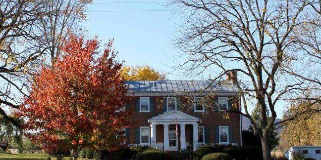 Cave Hill Farm Bed and Breakfast weddings in McGaheysville VA