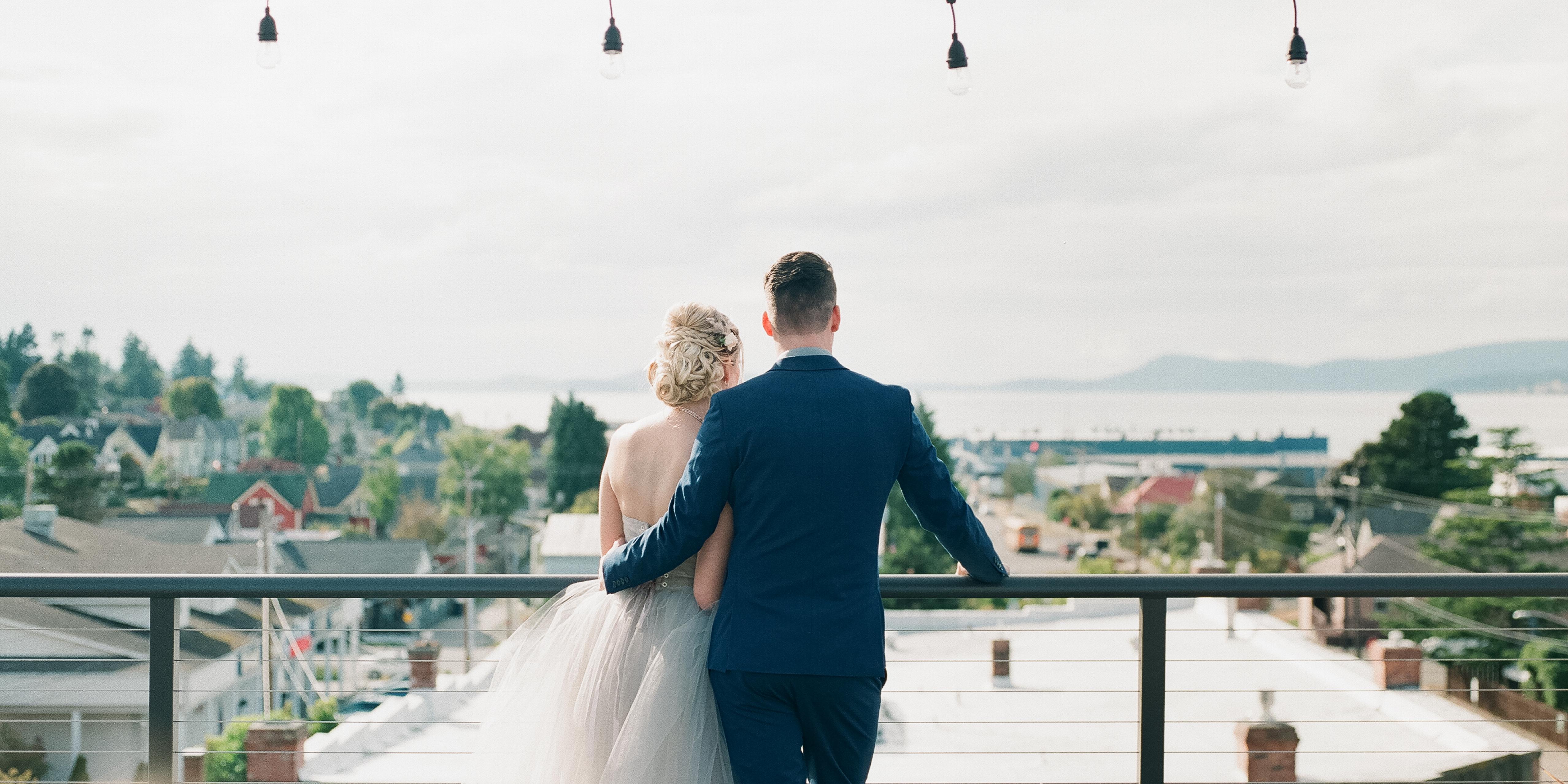 Majestic Inn & Spa weddings in Anacortes WA