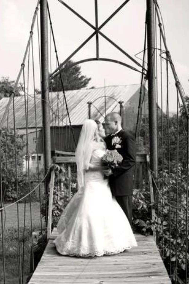 The Inn At Roops Mill Weddings Get Prices For Wedding Venues In Md Price This Venue To Get Your Estimate No Strings Attached
