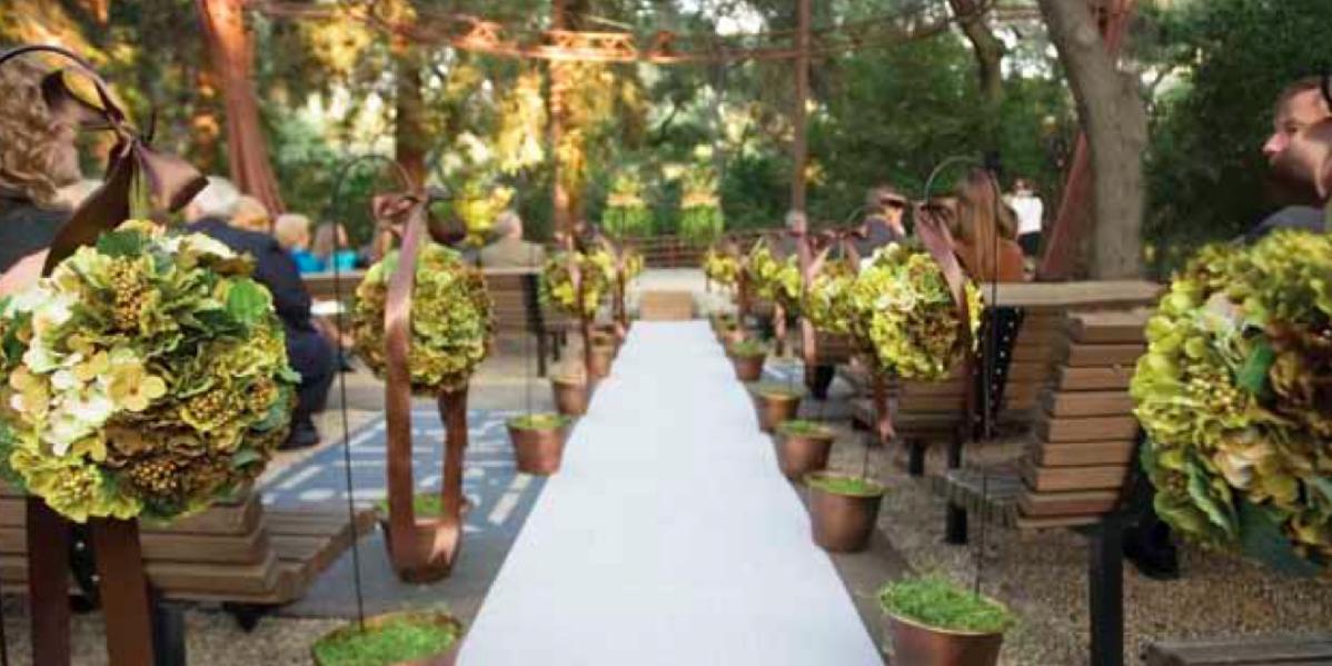 Descanso Gardens weddings in La Cañada Flintridge CA
