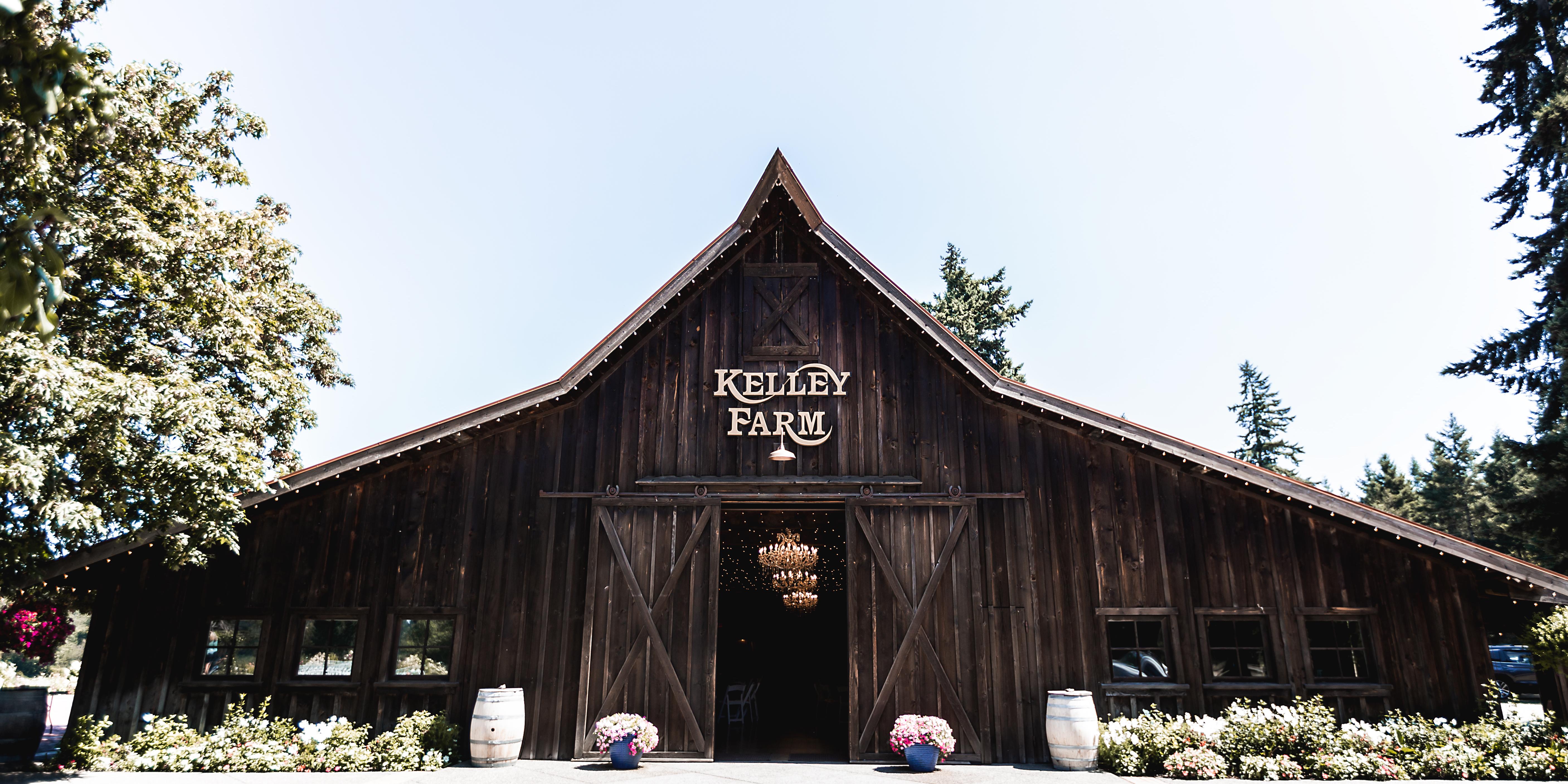 The Kelley Farm weddings in Bonney Lake WA