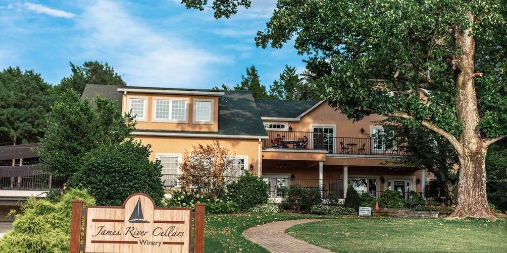 James River Cellars Winery weddings in Glen Allen VA