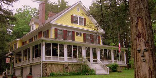 Brookview Manor Inn weddings in Canadensis PA