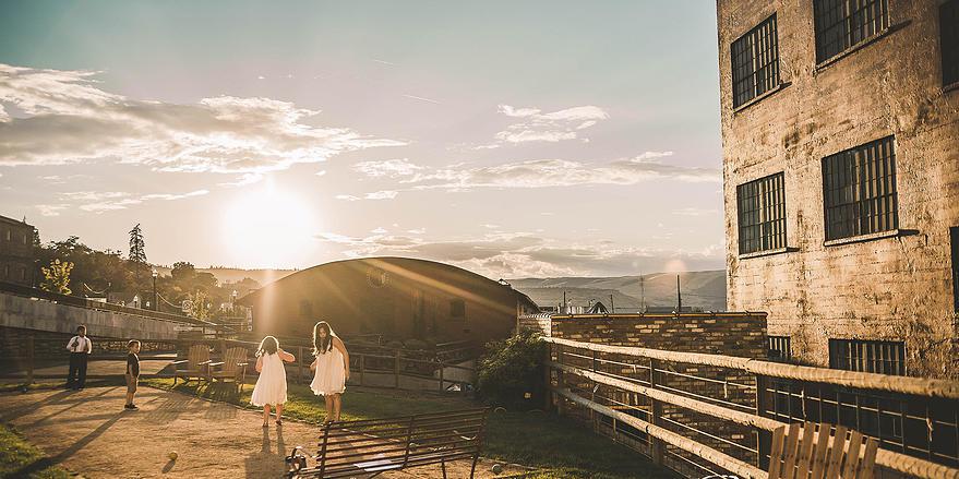 Sunshine Mill Winery weddings in The Dalles OR