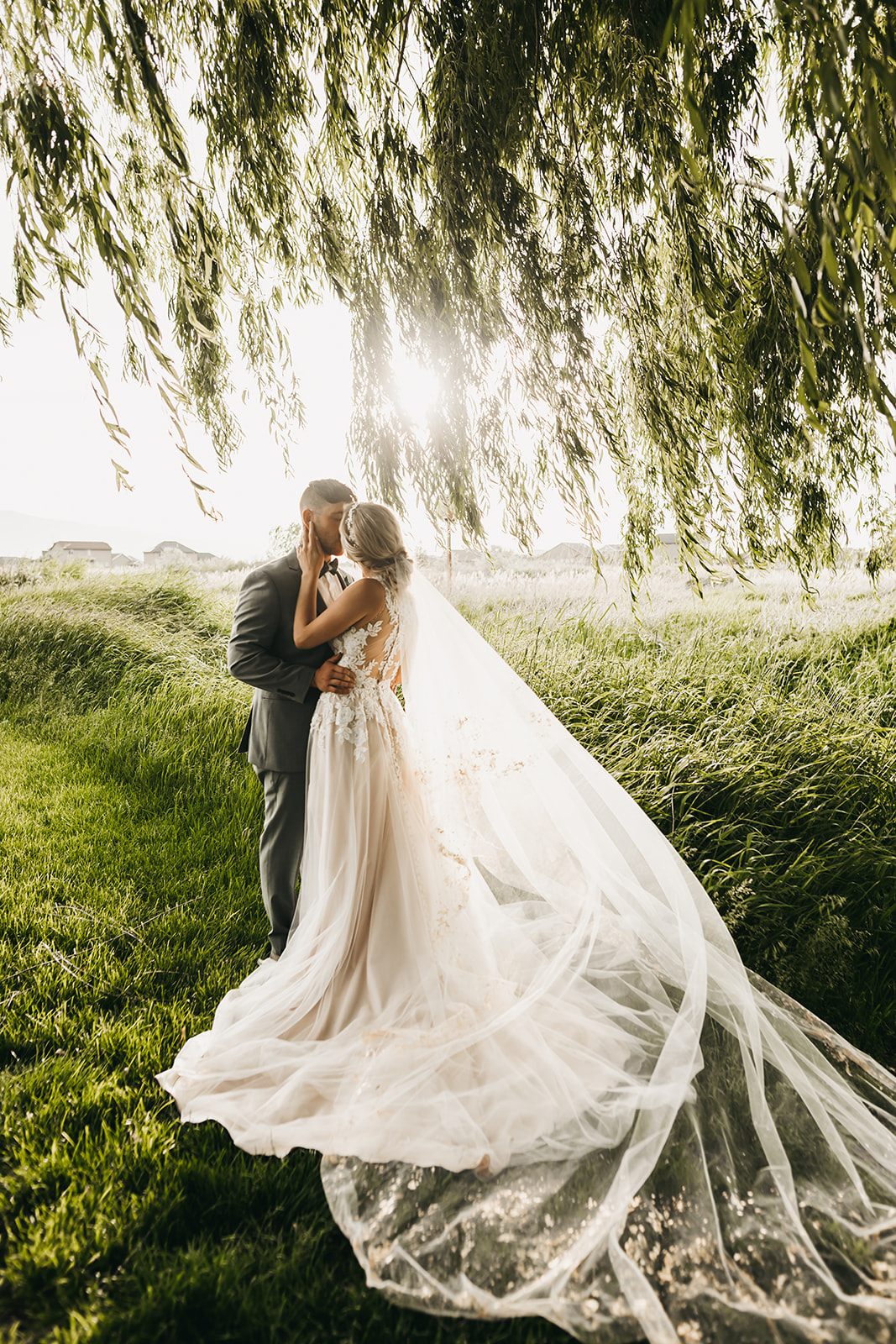 Summer Wedding at Sleepy Ridge | Sunset Room —, image size:1067x1600