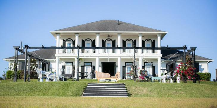 Barrington Hill Farm weddings in Dade City FL