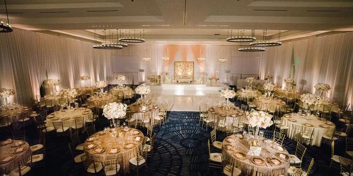 The Waterfront Beach Resort A Hilton Hotel Weddings Get Prices Price This Venue