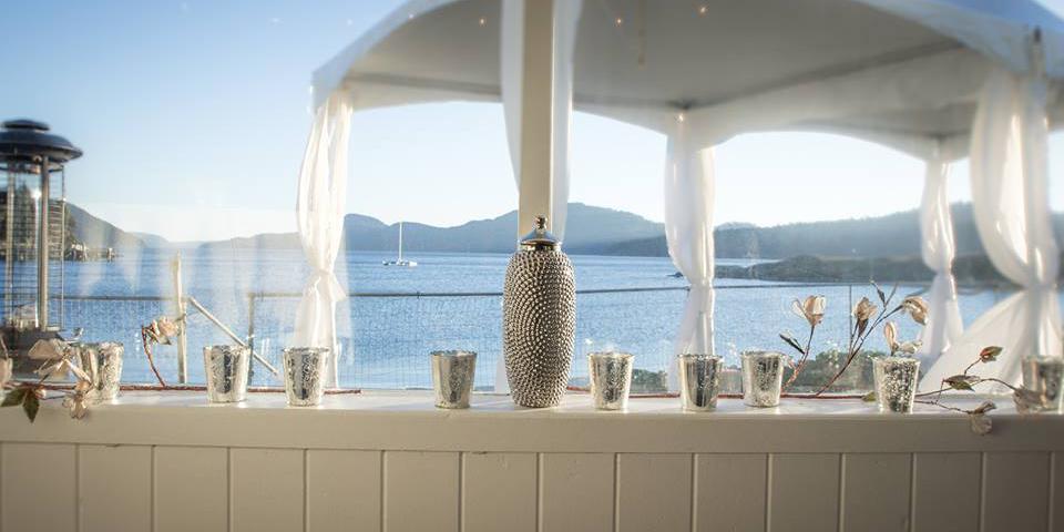 Orcas Beach Bungalow weddings in Eastsound WA