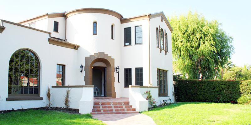 5401 Olympic Filming Location weddings in Los Angeles CA