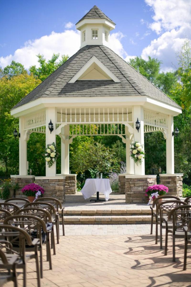 Riverwalk Place Weddings | Get Prices for Wedding Venues in MI Riverwalk Place Weddings | Get Prices for Wedding Venues in MI