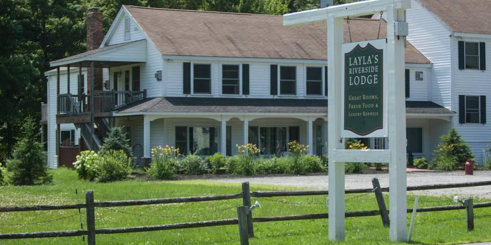 Sugar Maple Inn weddings in West Dover VT
