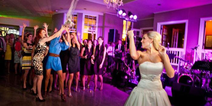 Belo Mansion Pavilion Weddings Get Prices For Wedding Venues In Tx