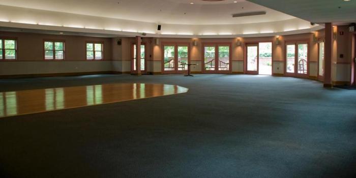 Wedding Venues Information And Pricing Spot Price This Venue To Get Your Estimate No Strings Attached