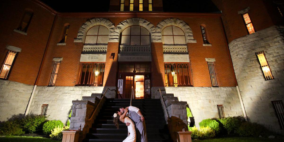 Tonawanda Castle weddings in Tonawanda NY