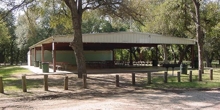 Riverside Park weddings in Brownwood TX