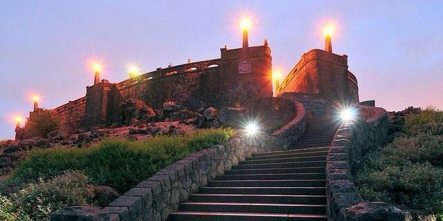 Rocky Butte Summit weddings in Portland OR