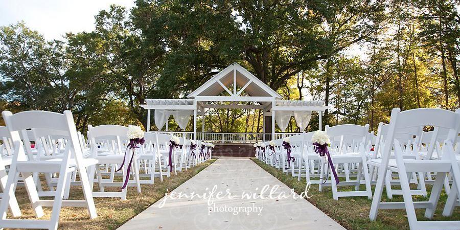 Bella Sera Ranch weddings in Palestine TX