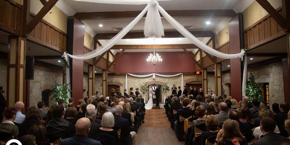 Holiday Inn at Six Flags weddings in Eureka MO