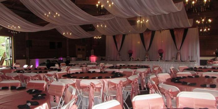 Cedar Lodge Of Maple Valley Weddings Get Prices For Wedding Venues Price This Venue