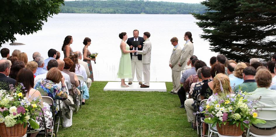 Alamoosook Lakeside Inn weddings in Orland ME