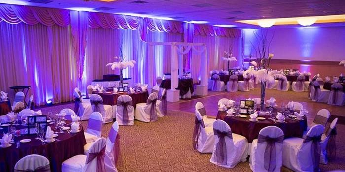 Wedding Reception Venues In Seattle White Outdoor Hire E Venue The Marquee Front Lawns At Ravens Ait Island