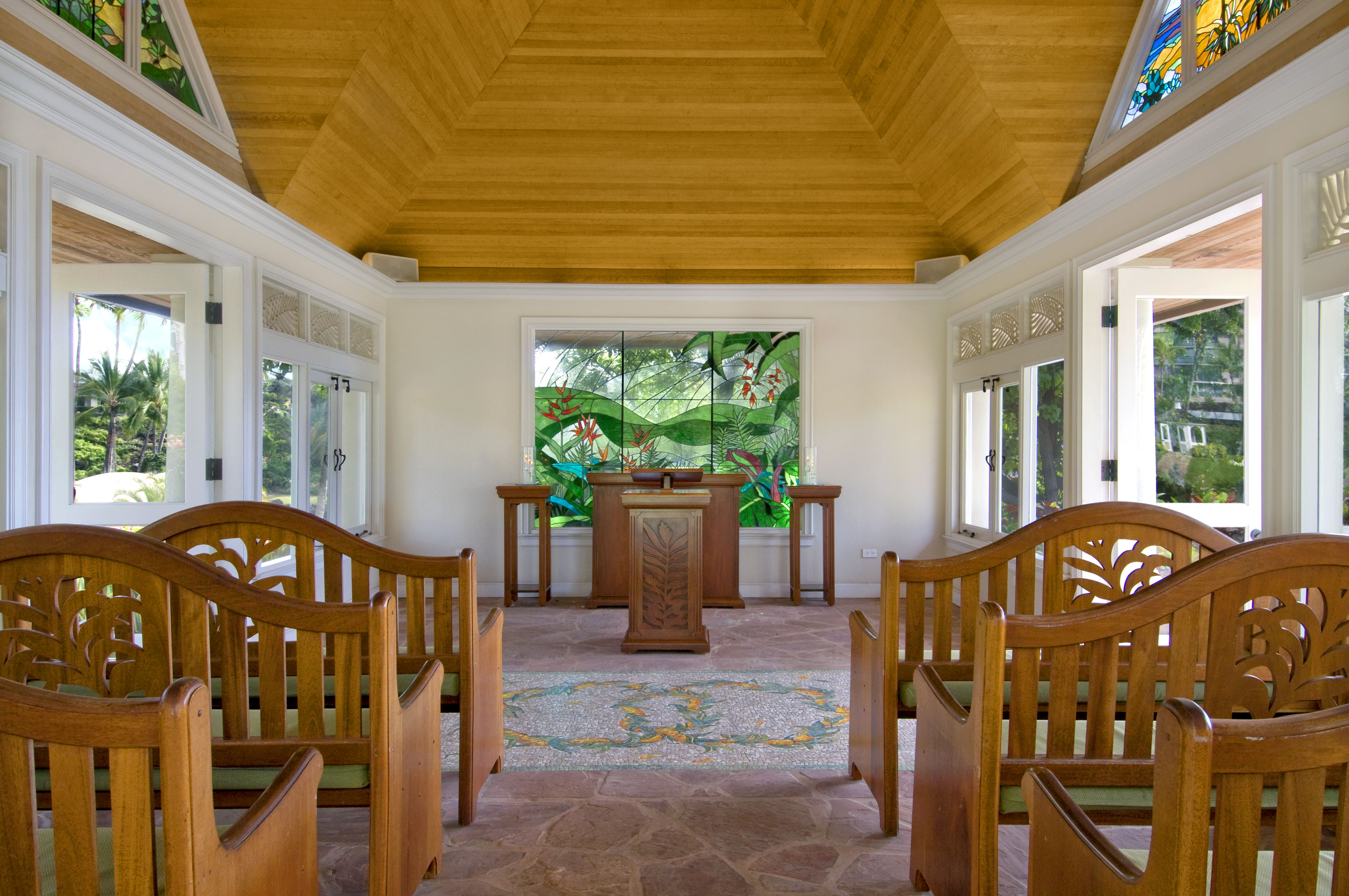 Romantic Waikiki Wedding at The Akala Chapel - Hawaii Wedding Style, image size:4288x2848