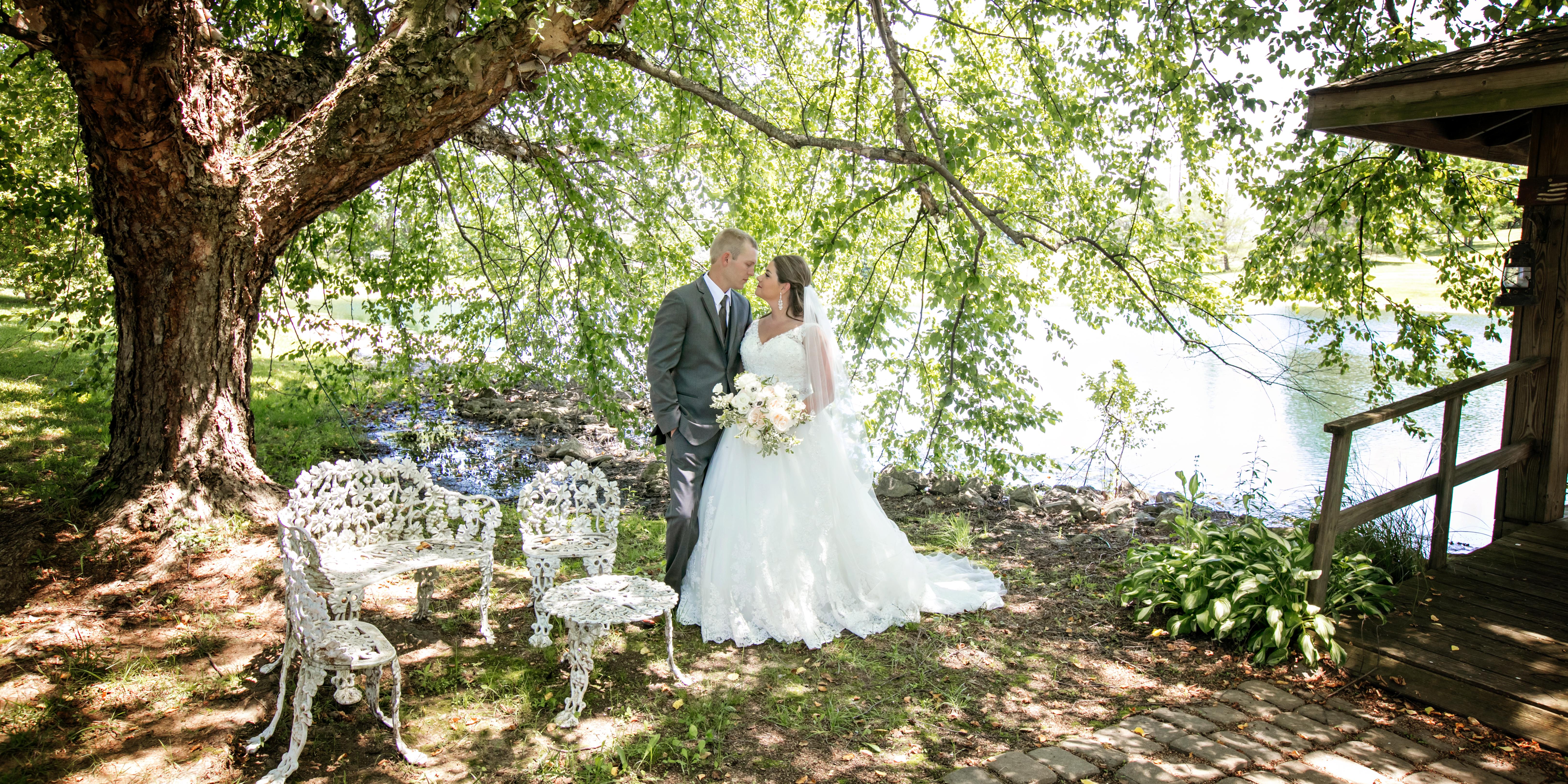 Driscoll Estate weddings in Taylorsville KY