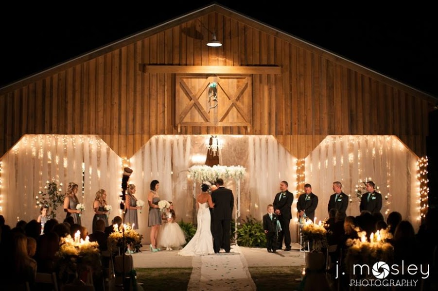 Diamond a ranch wedding venue | Beachweddingtips.com