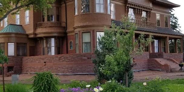 Fairlawn Mansion weddings in Superior WI