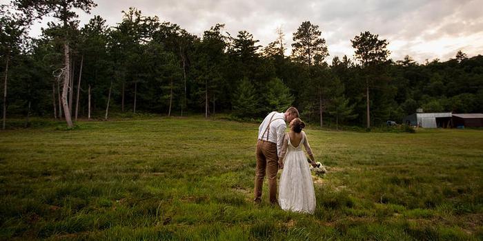 Burlap and Bells Wedding Black River Falls WI 8_main
