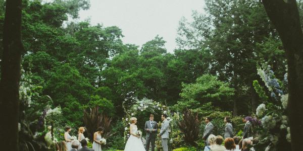 Yew Dell Botanical Gardens weddings in Crestwood KY