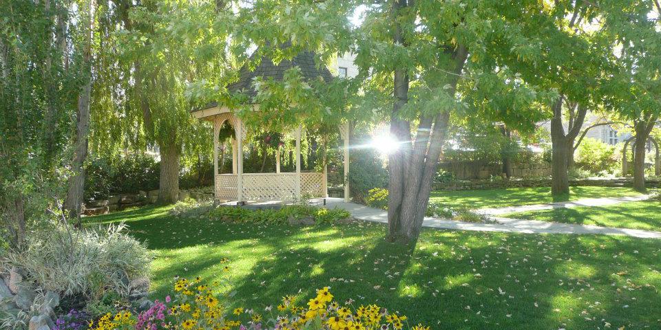 The Bishops' House weddings in Boise ID