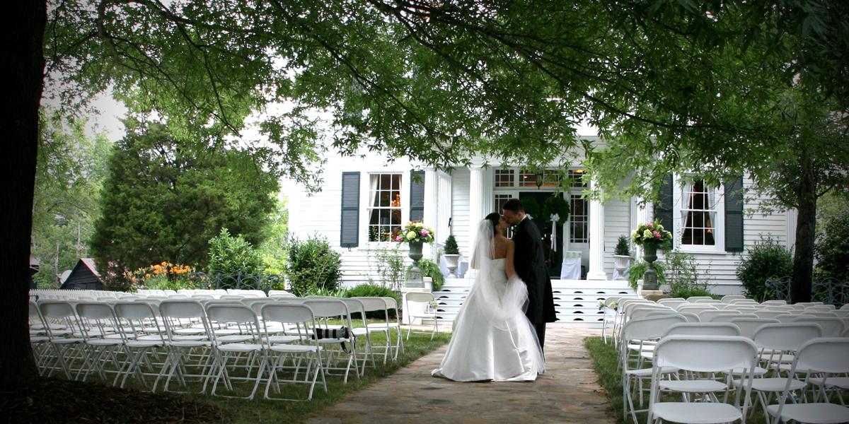 Lake O' The Woods Plantation weddings in Warrenton NC