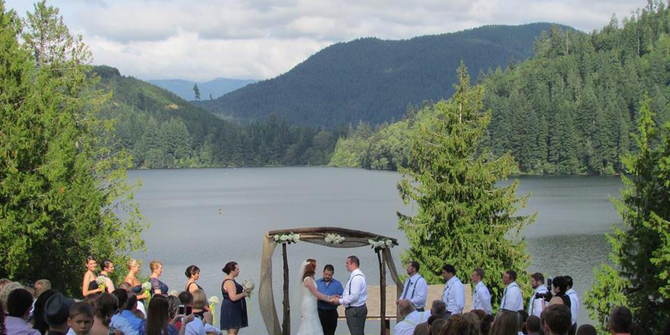 Mineral Lake Lodge weddings in Mineral WA