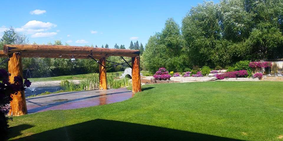 The Castle Vineyards weddings in Deer Park WA