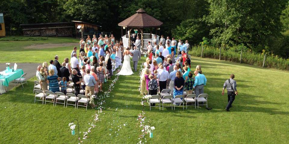 Clinch River Farms weddings in Pounding Mill VA