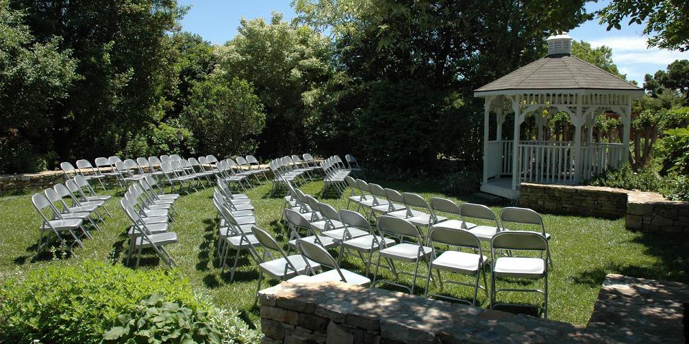 JC Raulston Arboretum at NC State University weddings in Raleigh NC