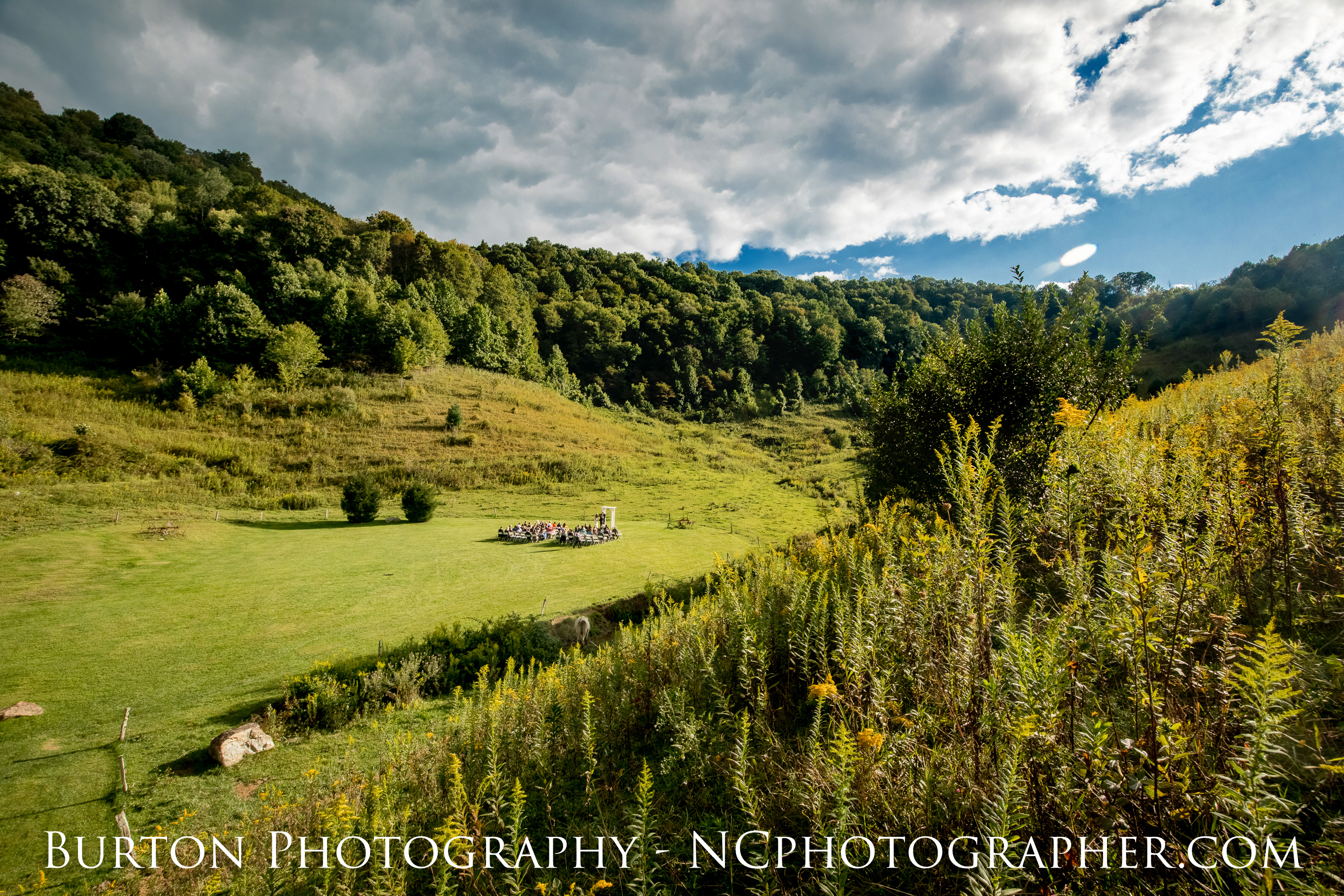 White Fence Farm | Venue - Trade, TN | Wedding Spot