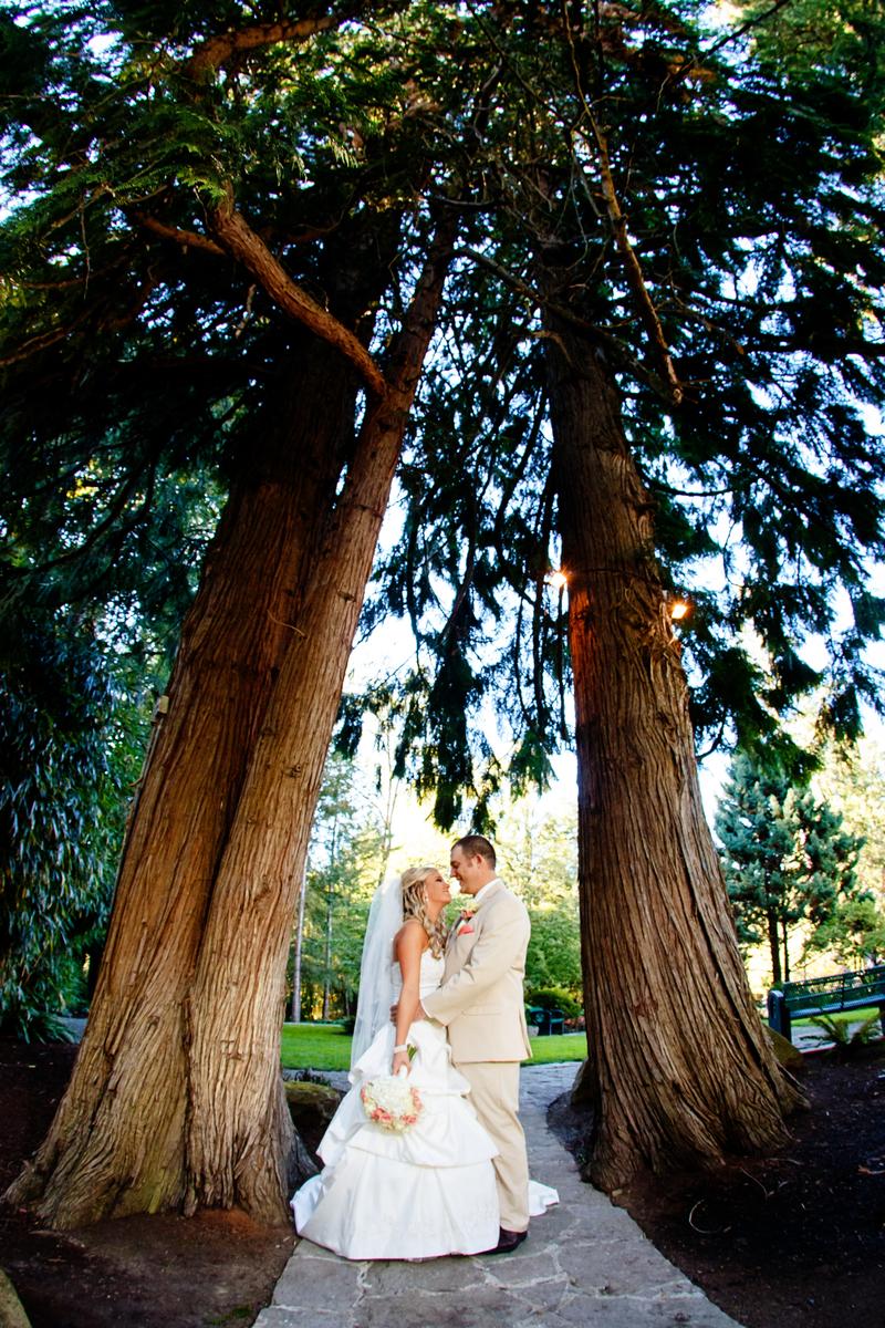 Lakeside Gardens Weddings Get Prices for Wedding Venues in OR
