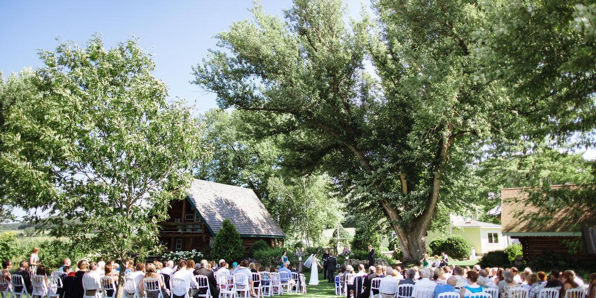 Justin Trails Resort weddings in Sparta WI