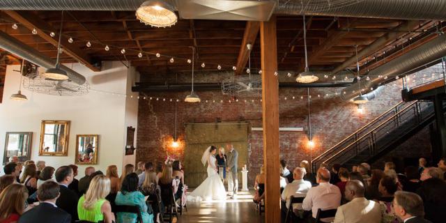 SqWires Restaurant weddings in St. Louis MO
